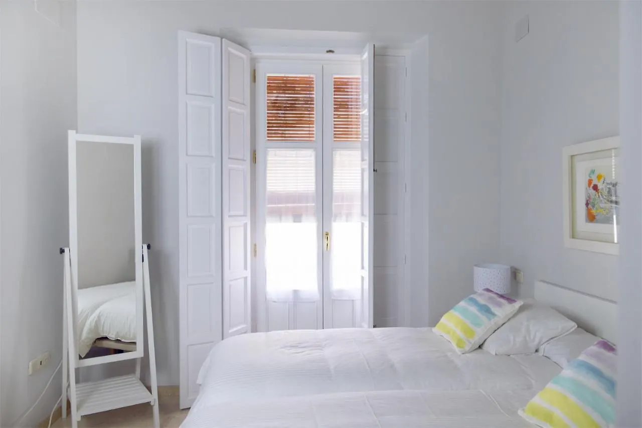סביליה Hispalis Casa Palacio Apartment